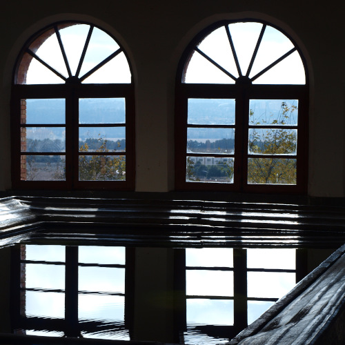 senda del castillo de gormaz, interior del lavadero